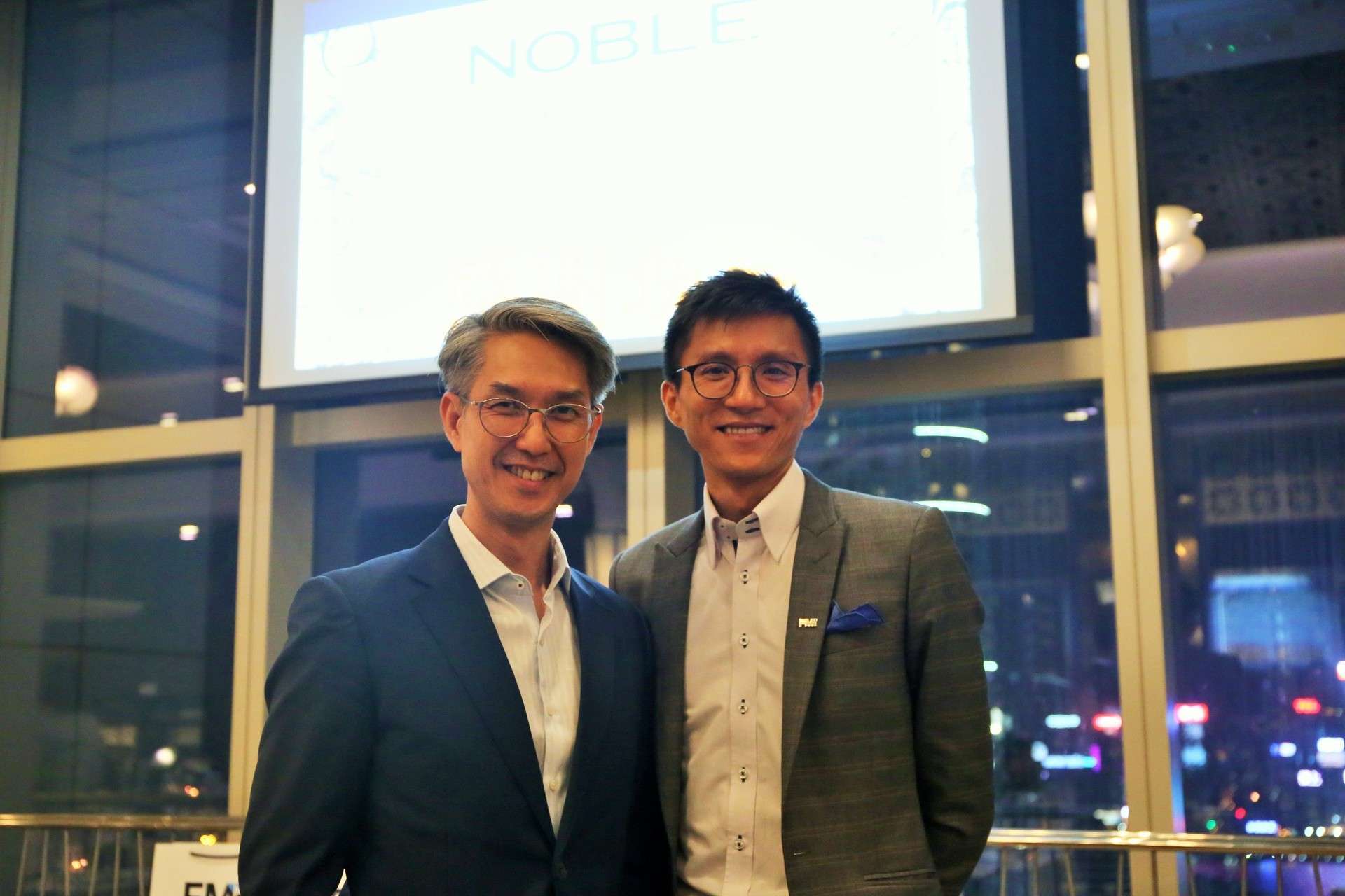 Noble代表Executive Vice President Sira Udol更親臨現場與客人介紹其公司發展。